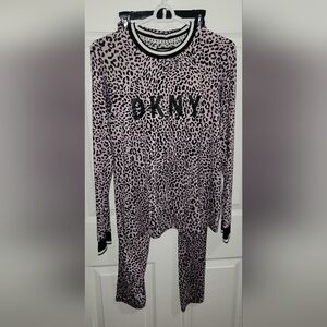 DKNY JOGGER/PAJAMA SET